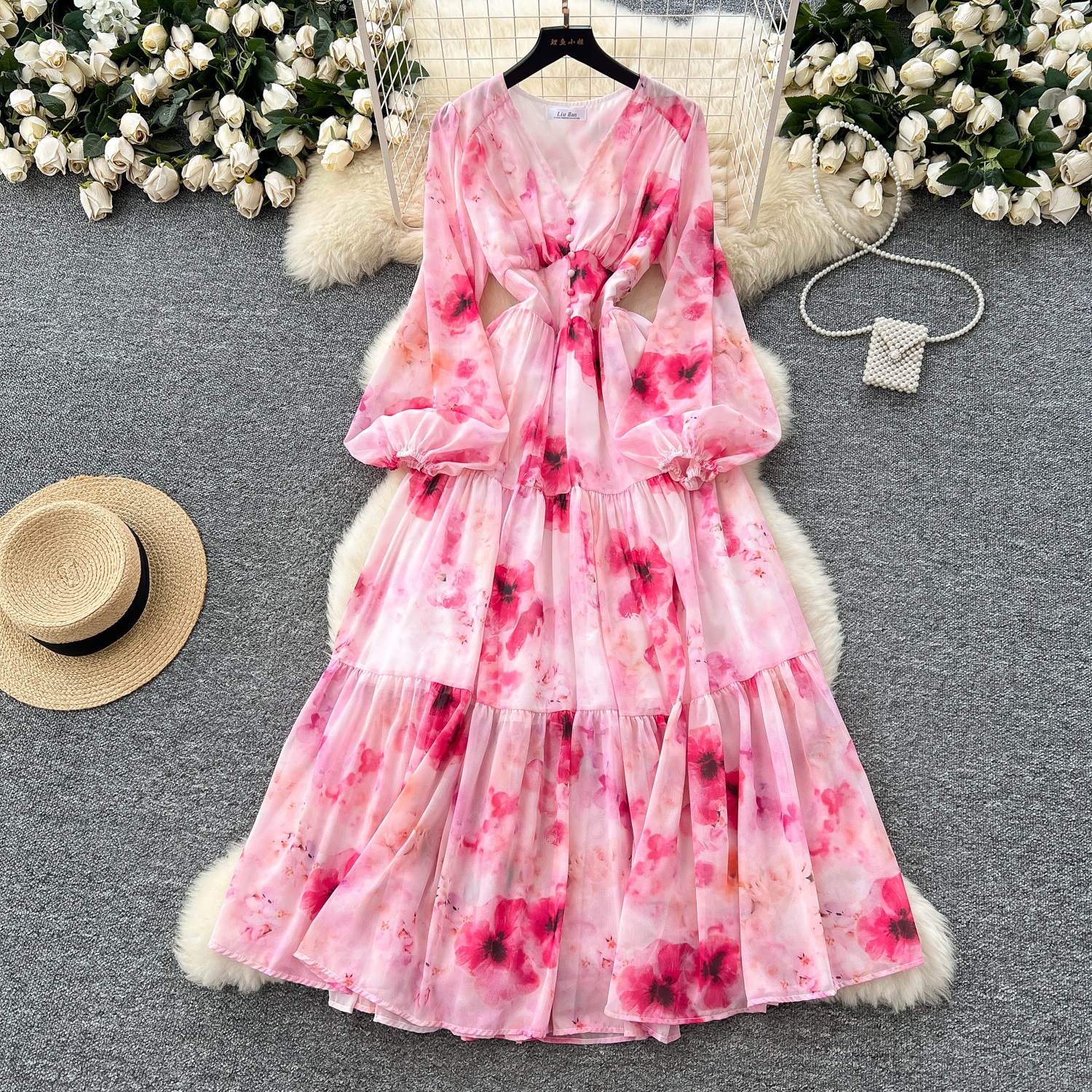 French dress for women 2025 new high-end V-neck pearl button lantern sleeves with cinched waist and large swing printed long skirt