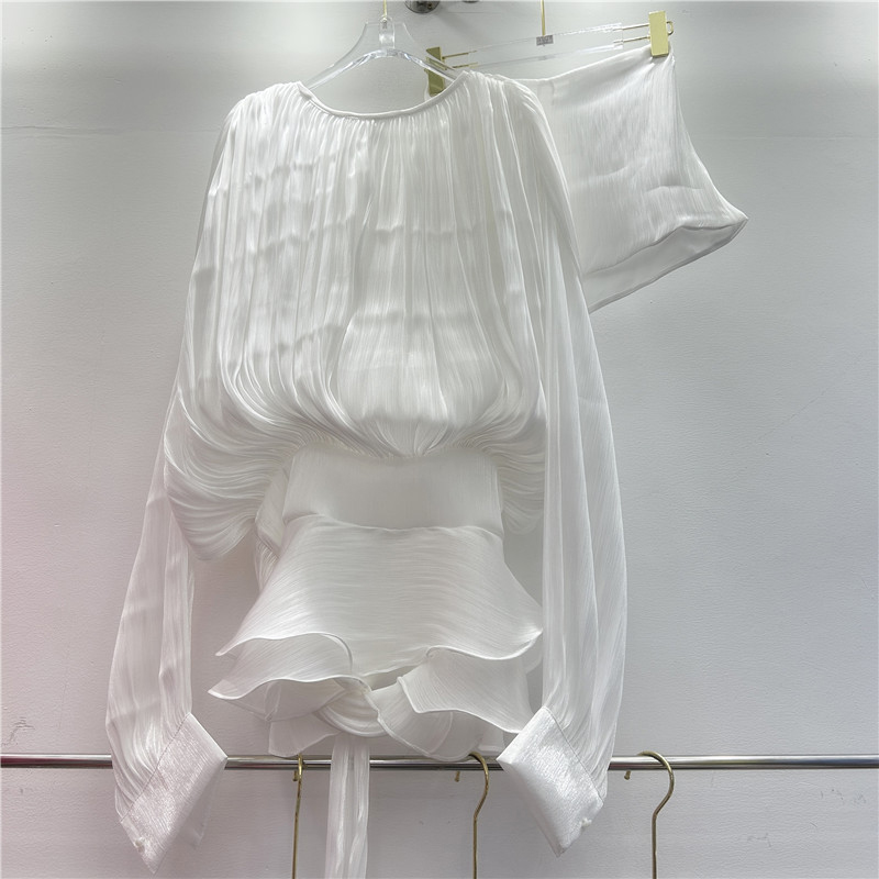 Vietnamese niche design unique and gentle ruffle edge ribbon waist cinching dress+anti glare shorts set