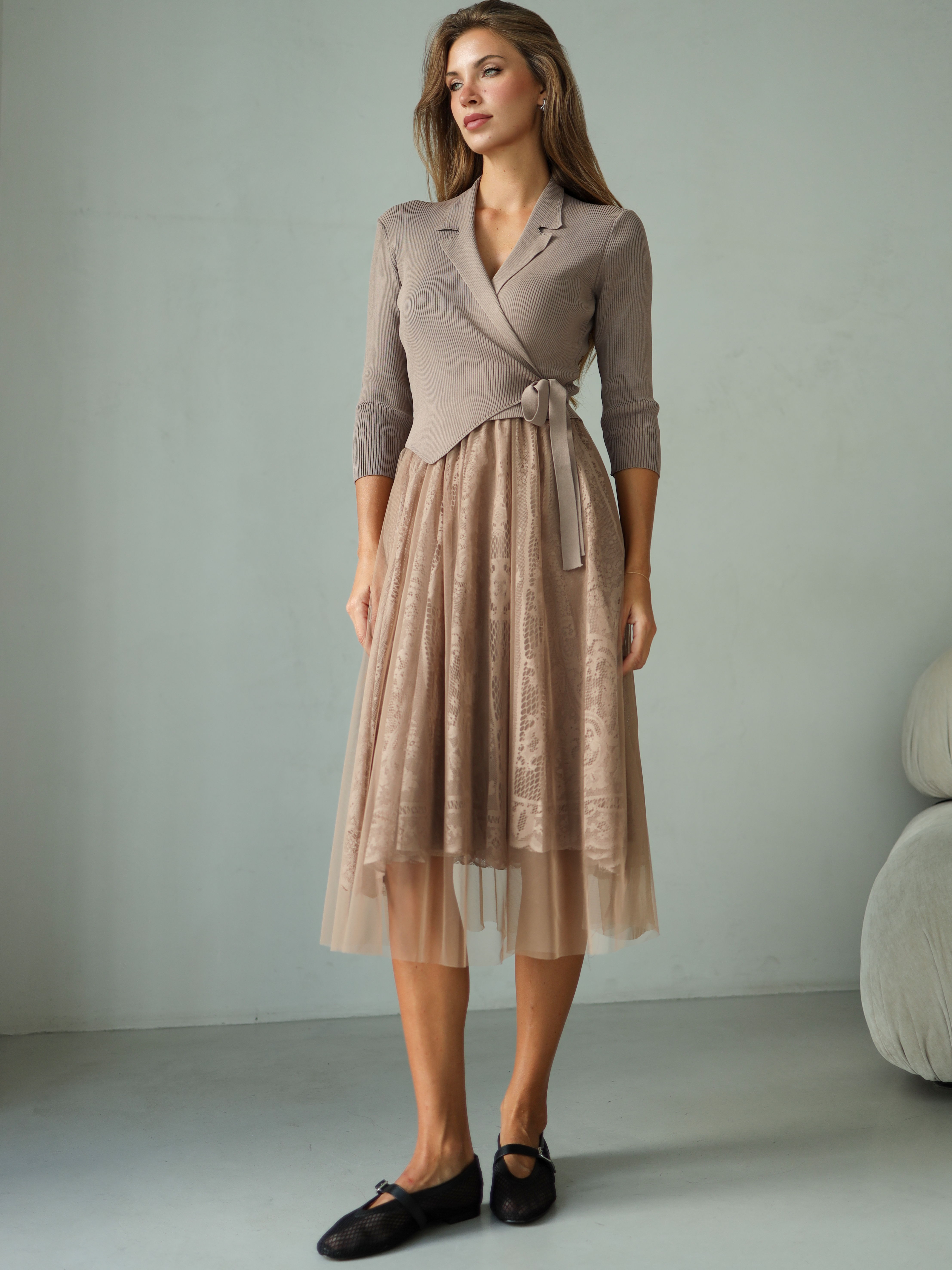 Autumn and winter Korean style socialite temperament long sleeved suit collar, waist cinching, slimming, knitted patchwork A-line lace dress for women