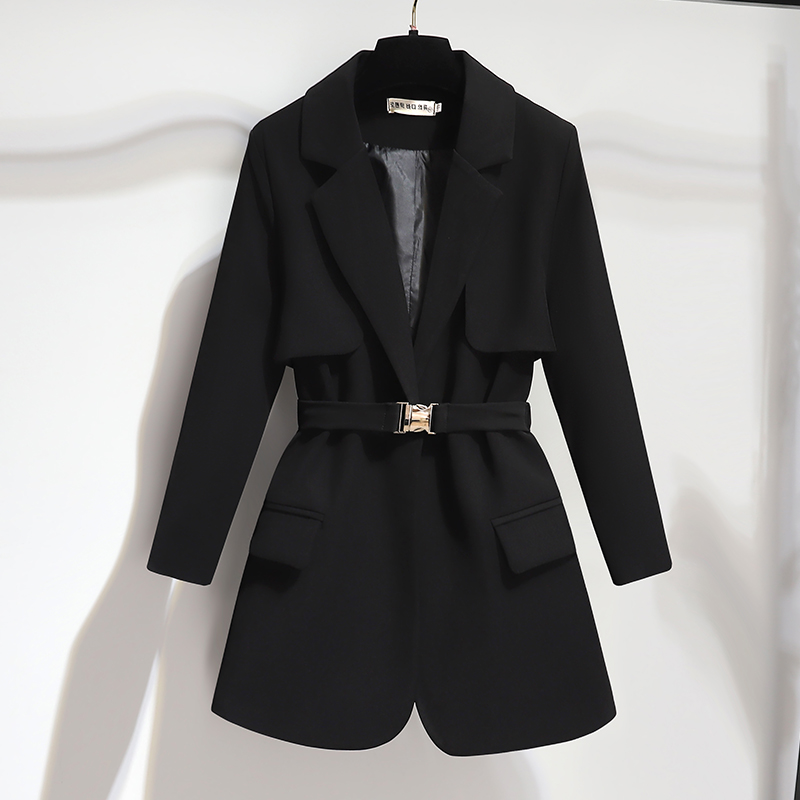 High end black suit jacket for women, 2025 Spring and Autumn new design, niche, waist cinching, small stature, temperament suit