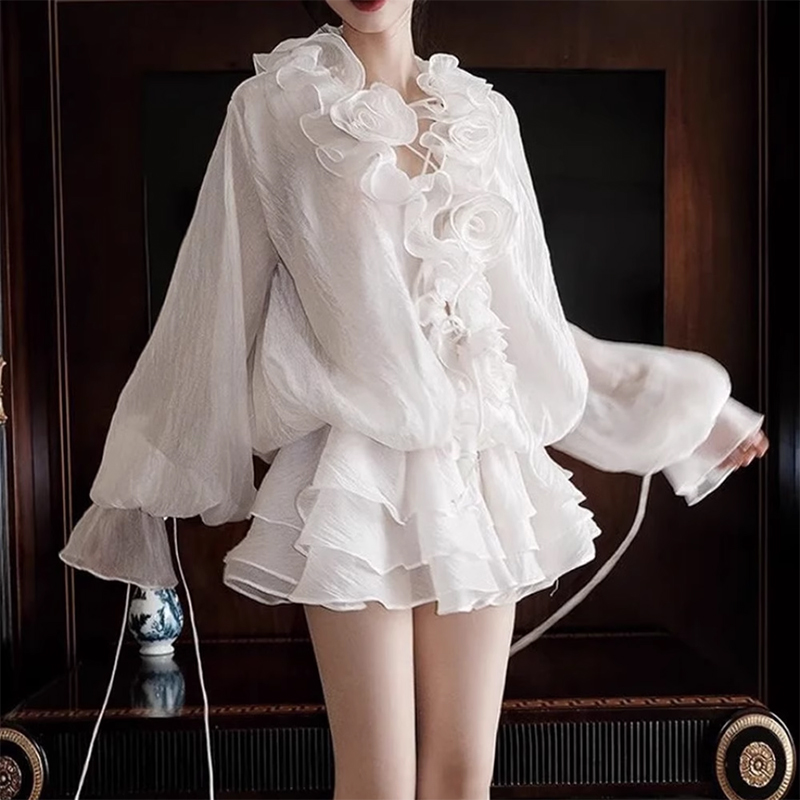 Internet celebrity same style 2025 summer new sweet fairy V-neck flower edge strap trumpet sleeve mesh waist cinching dress