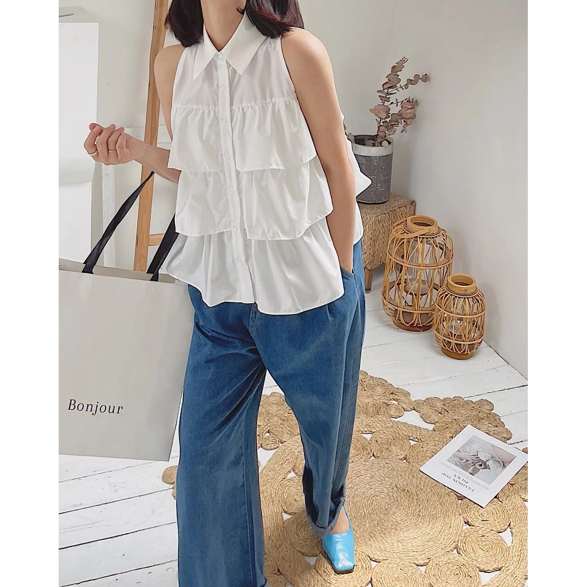 White shirt, women's design sense, summer sleeveless top with ruffle edges, 2025 new loose Korean version, small stature