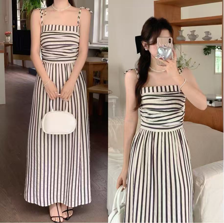 Strap striped dress