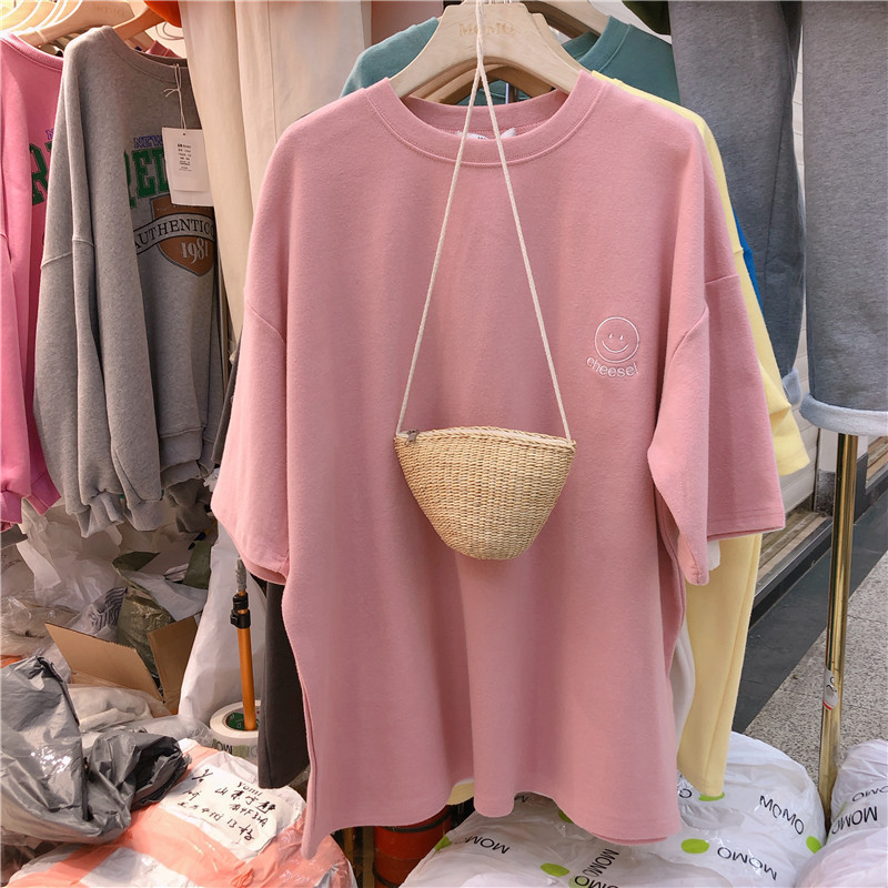 Embroidered short sleeved T-shirt for women's Instagram fashion 2025 summer outfit new Korean loose plus size student T-shirt Dongdaemun women's clothing
