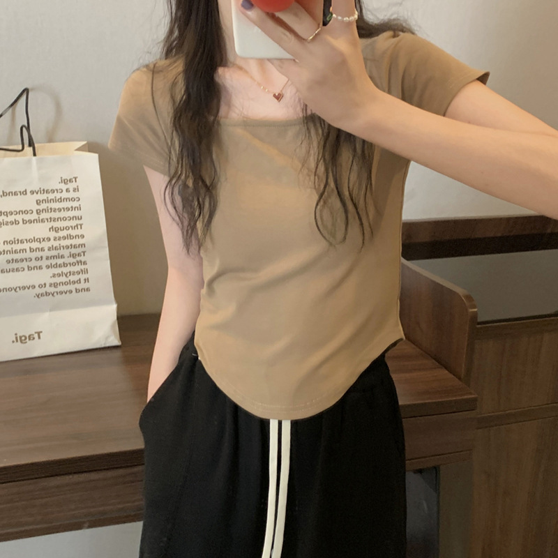 Irregular short sleeved women's 2023 new summer trend ins student casual slim fit top girl square neck spicy girl T-shirt