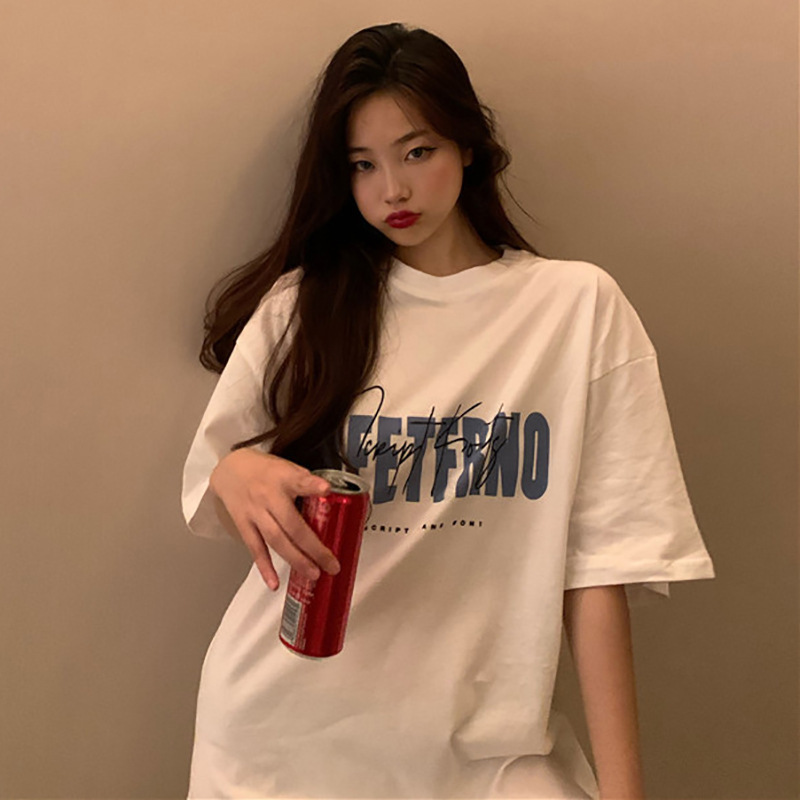 White T-shirt for women in spring and summer 2025, new Korean version, Hong Kong style retro print, student mid to long length top, base shirt