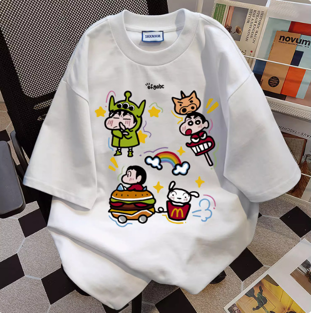 2025 New American Retro Short sleeved T-shirt for Women's Summer, Loose Design, Versatile Crayon Shin chan Brand Top