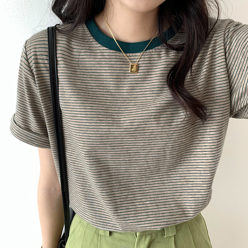 Striped T-shirt short sleeved women's summer outfit 2025 new round neck loose ins careful machine western-style simple student top
