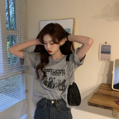 Spicy girl gray short sleeved T-shirt, women's summer design sense, niche 2022 new item, internet celebrity loose and versatile top, ins trend