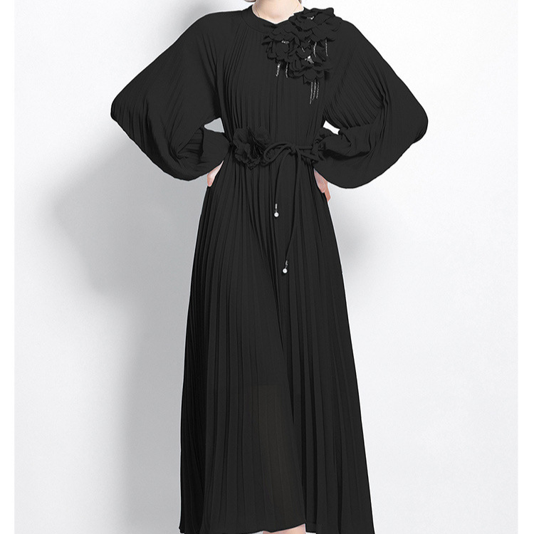 High end women's dress 2025 new style French nail bead three-dimensional flower lantern sleeve waist cinched pleated long skirt