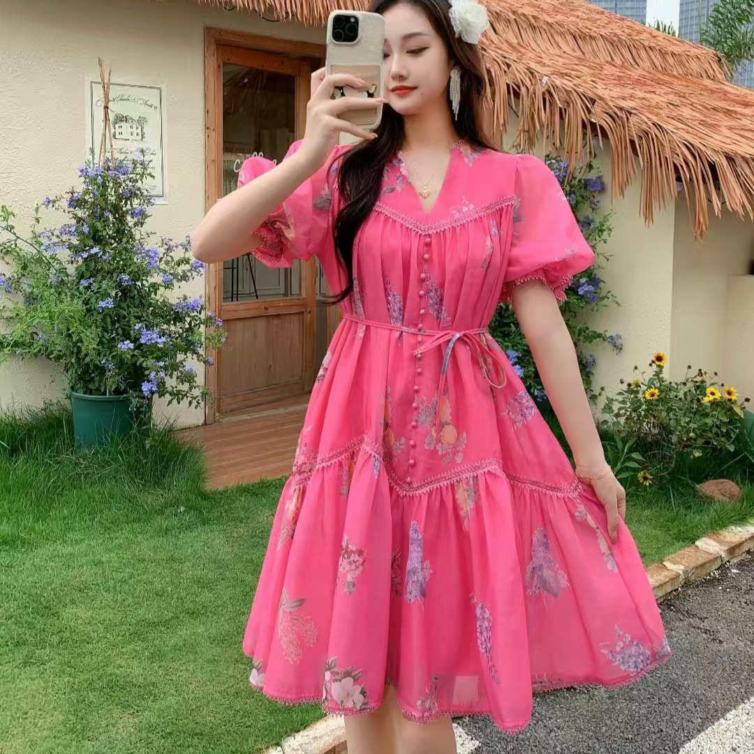 French Sweet Lace Edge V-neck Lantern Sleeve Dress for Women's Summer, New Collection with Waist and Slimming Look, Printed Grand Swing Princess Dress