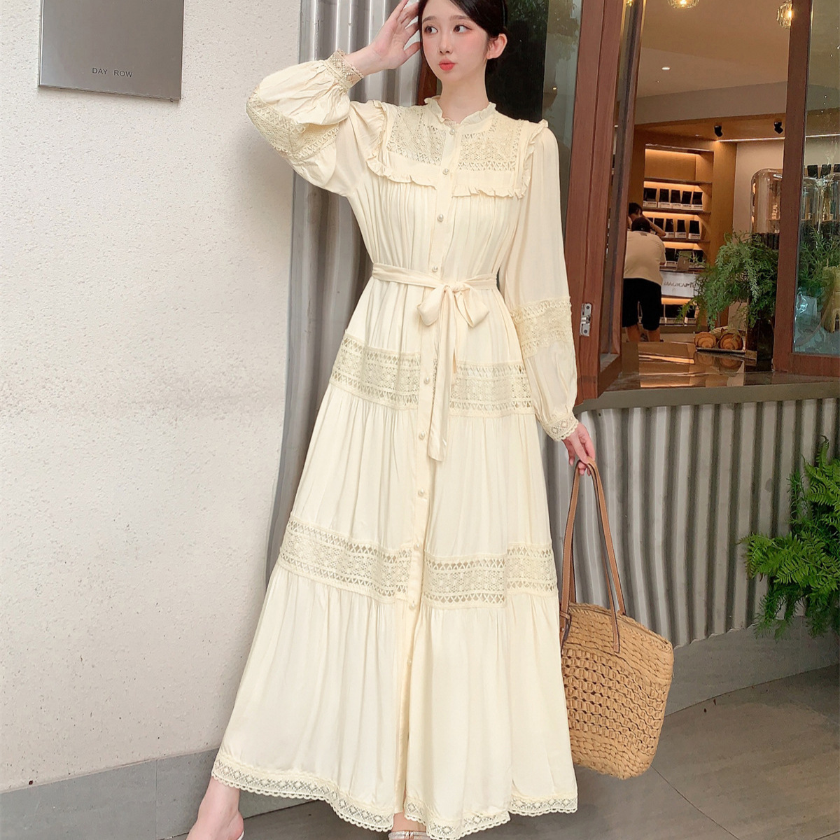 Sweet fungus edge collar buckle lace up slim fit long hollow lace patchwork French bubble sleeve dress for women in spring
