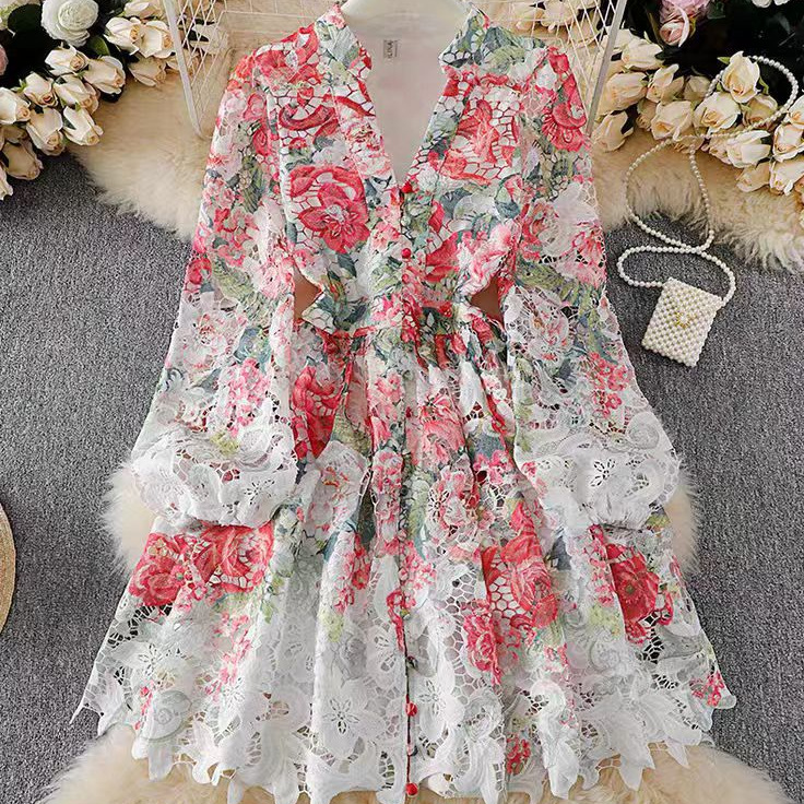 European and American court style printed lantern sleeve dress for women in spring, V-neck hollow hook flower embroidery, light luxury temperament, A-line skirt