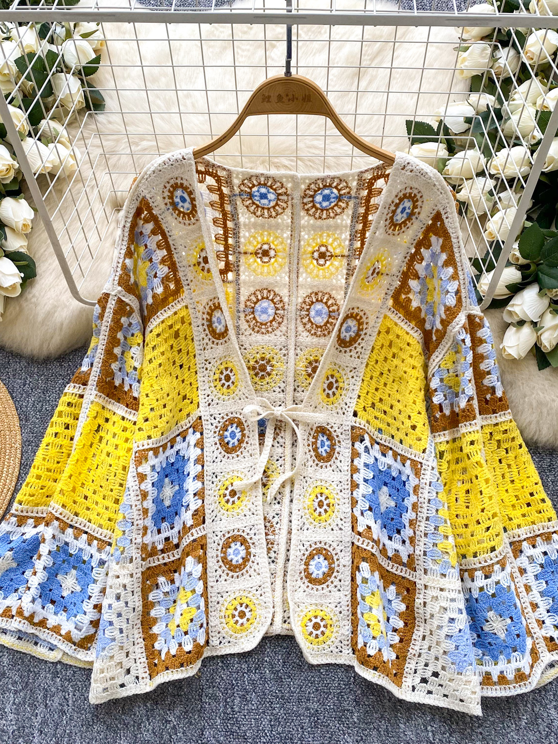 Bohemian vacation style outerwear cardigan for women, lazy style, casual and relaxed feeling, hollowed out hook flower knitted shawl jacket