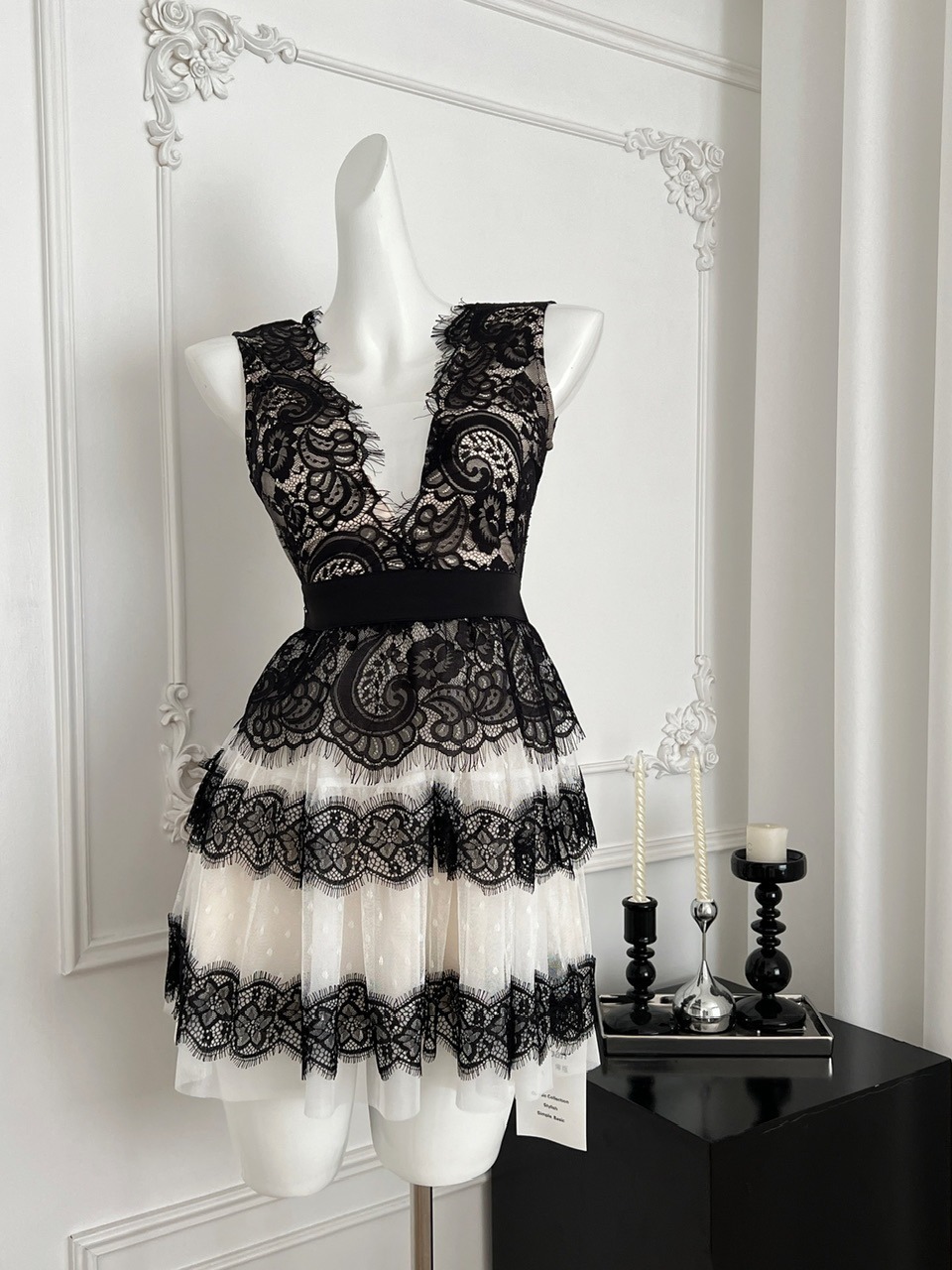 Light luxury socialite high-end wave point mesh patchwork lace dress women's summer French style waist cinching slimming fluffy dress