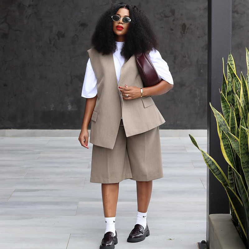 European and American Cross border Women's Clothing 2025 Summer New Style Casual Sleeveless Vest Top, Suit, Midpants Fashion Set