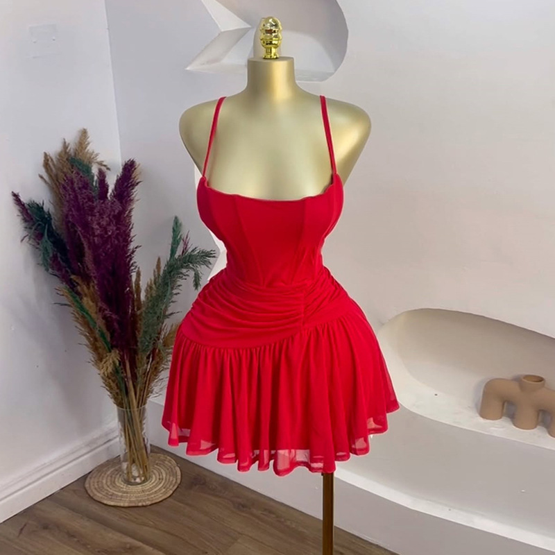 European and American cross-border women's clothing 2025 summer new style temperament pleated high waist irregular short red suspender dress