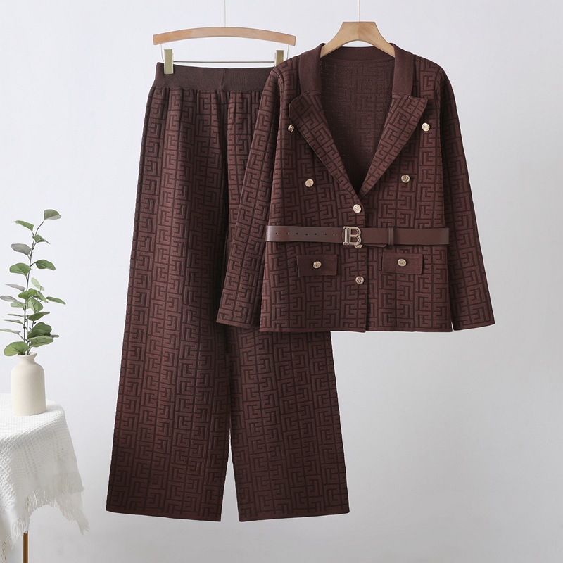 Cross border new comfortable women's clothing maze jacquard pattern B-shaped breasted lapel, waist cinched knit long sleeved pants set