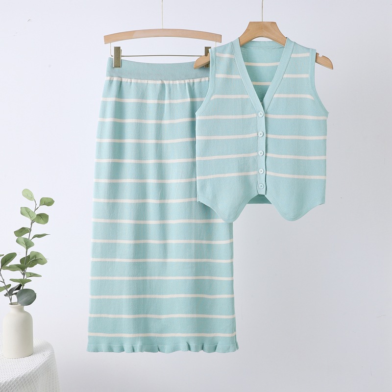 25 year new striped slimming vest top, camisole skirt, dress, knitted cardigan two-piece set, cross-border