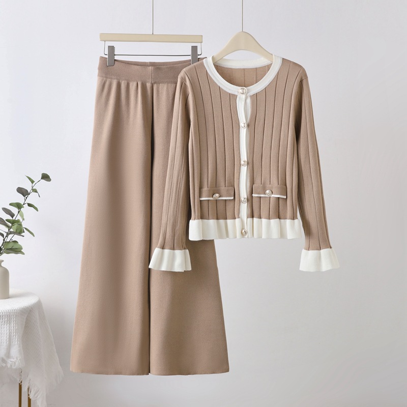 Xiaoxiangfeng Sweet Horn Sleeve Knitted Cardigan Women's Spring Wear 2024 New Ruffle Hemp Long Sleeve Sweater Set