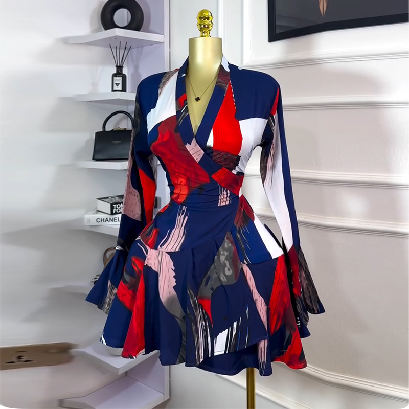 European and American women's clothing 2025 summer new sweet and fresh printed V-neck lace up trumpet sleeve high waisted dress short skirt