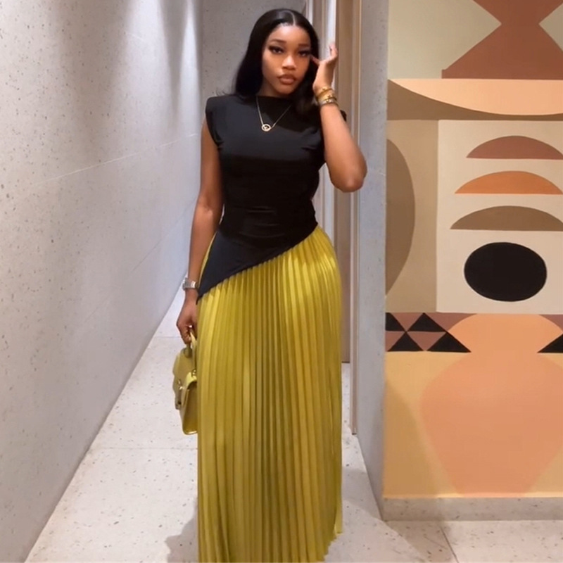 Africa Europe America Cross border Women's Clothing 2025 Summer New Irregular Short sleeved T-shirt pleated skirt fashion set