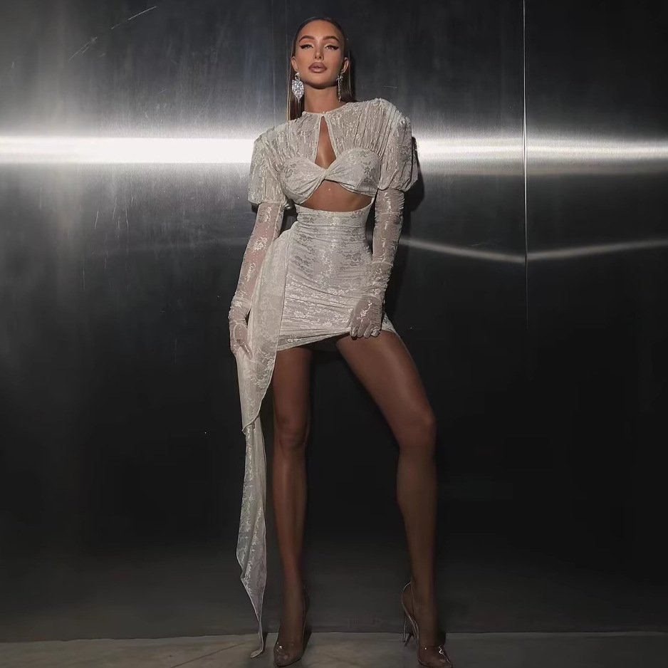 Fashionable gloves, princess sleeves, sexy hollow lace mini skirt, fashionable and spicy party dinner dress