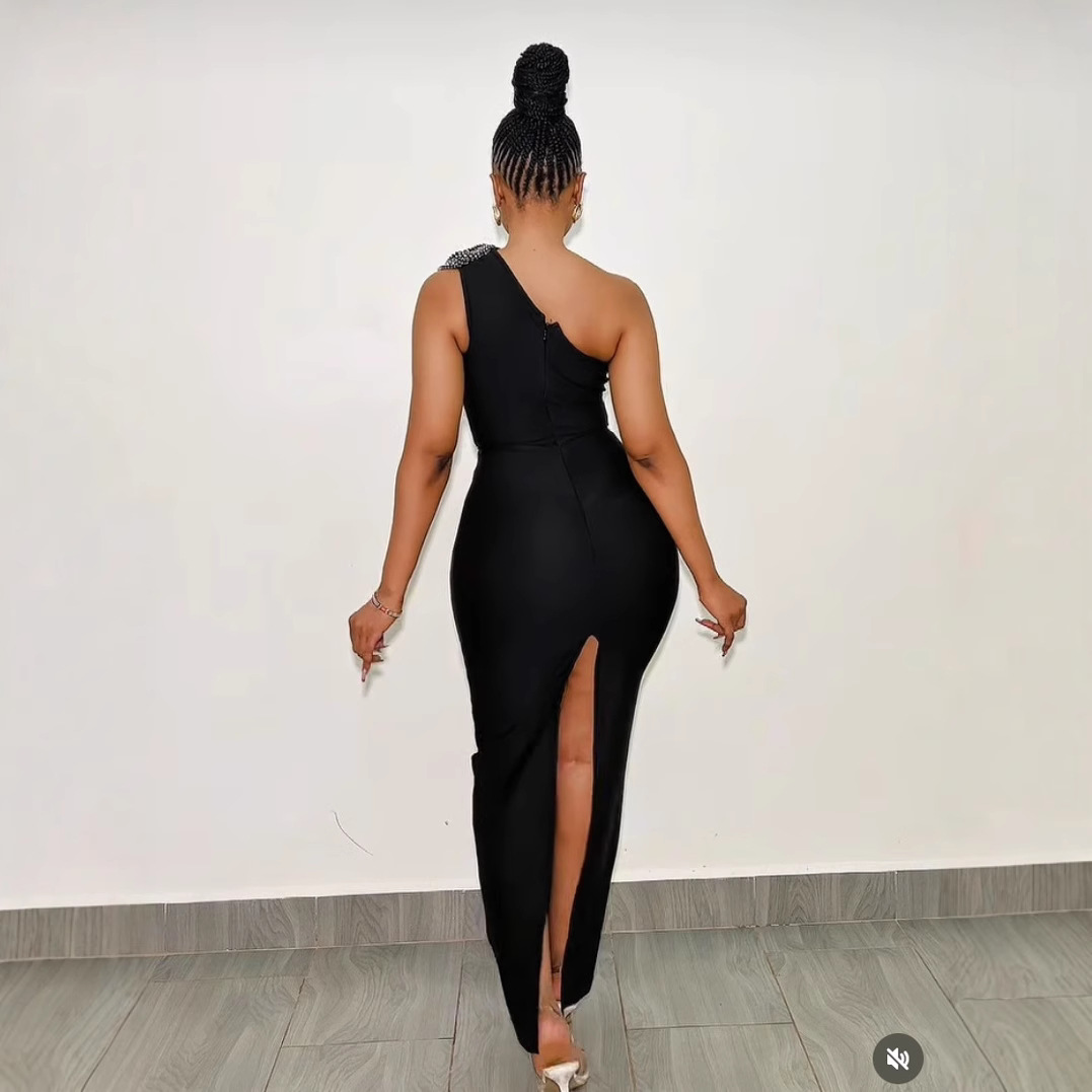 European and American fashion style bandage dress with rhinestone flower slimming dress, independent stand, sexy sleeveless slimming women's clothing European and American fashion style bandage dress with rhinestone flower slimming dress, independent stand, sexy sleeveless slimming women's clothing