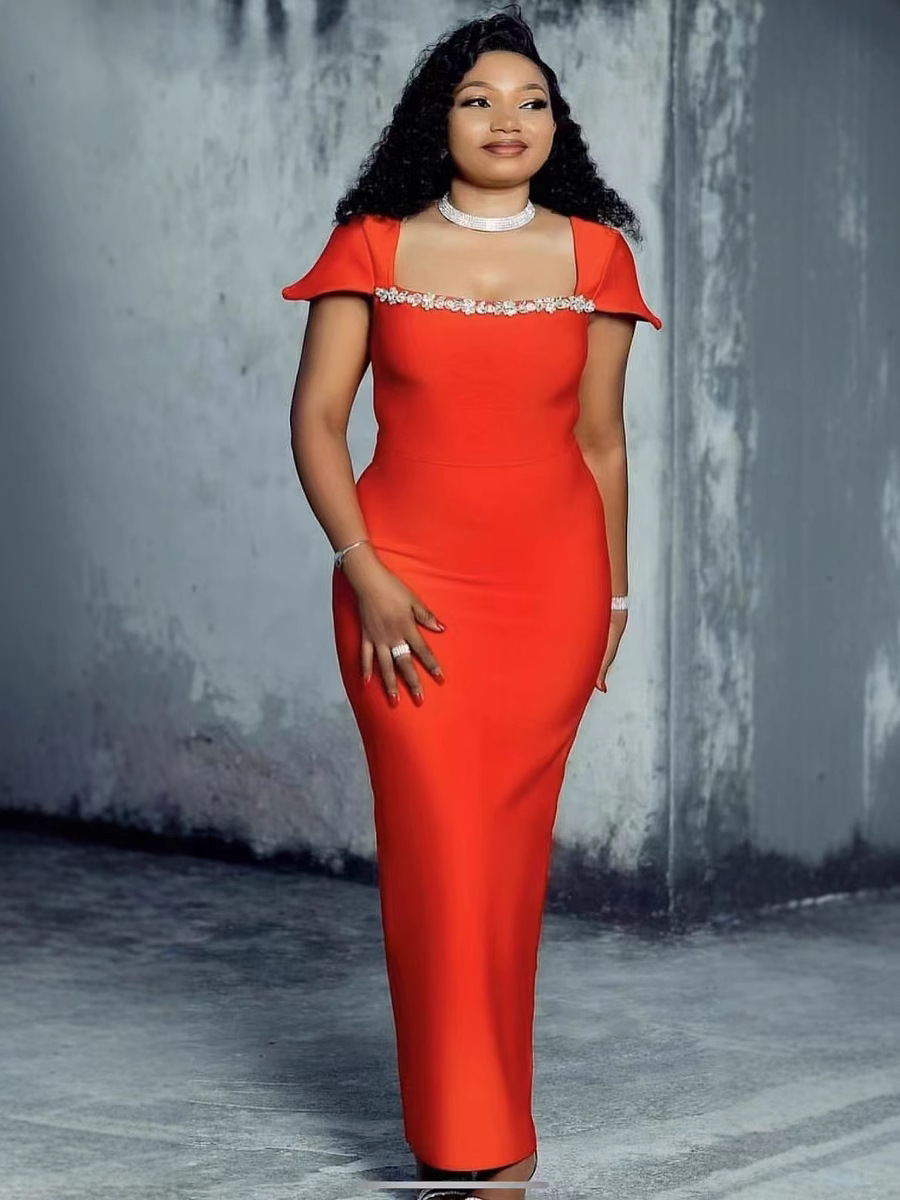 New Fashion Bandage Dress for Women's High End, Diamond studded Temperament, Hip hugging Dress, Cross border Dress from Europe and America New Fashion Bandage Dress for Women's High End, Diamond studded Temperament, Hip hugging Dress, Cross border Dress from Europe and America