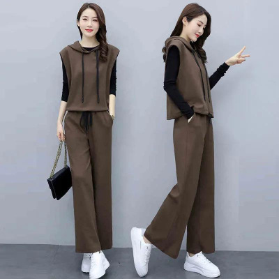 Fashion casual suit for women in autumn 2022, Korean version new style, stylish and age reducing, loose fitting and slimming three piece set for women, Instagram trend