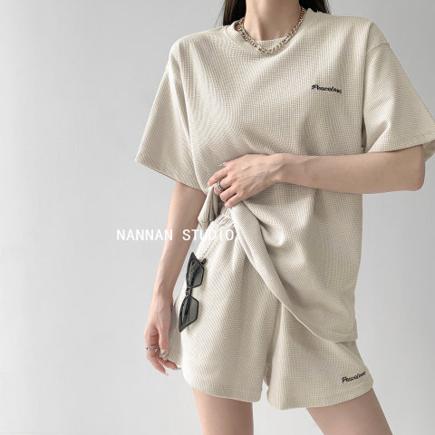 2023 New Summer Dress Waffle Embroidered Letter Short Sleeve Shorts Two Piece Set for Women's Loose Casual Sports Set Trendy
