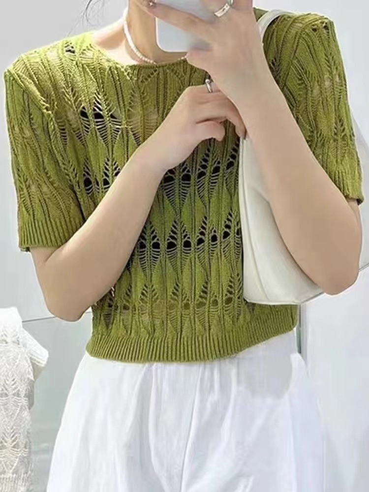 Hollow out short knitted sweater for women 2023 summer new style, loose and slimming, thin French style base shirt top Hollow out short knitted sweater for women 2023 summer new style, loose and slimming, thin French style base shirt top