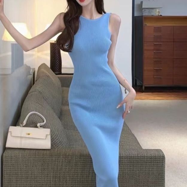 Versatile Twisted Hollow out Sexy Slimming Bag Hip Skirt for Women, Summer Heart Machine, Age Reducing Korean Edition, Split Knitted Solid Color Dress