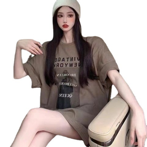 Medium to long T-shirt for women in summer 2023, with letter short sleeved ins, trendy inner layer, bottom layer, trendy outer layer, loose half sleeved top Medium to long T-shirt for women in summer 2023, with letter short sleeved ins, trendy inner layer, bottom layer, trendy outer layer, loose half sleeved top