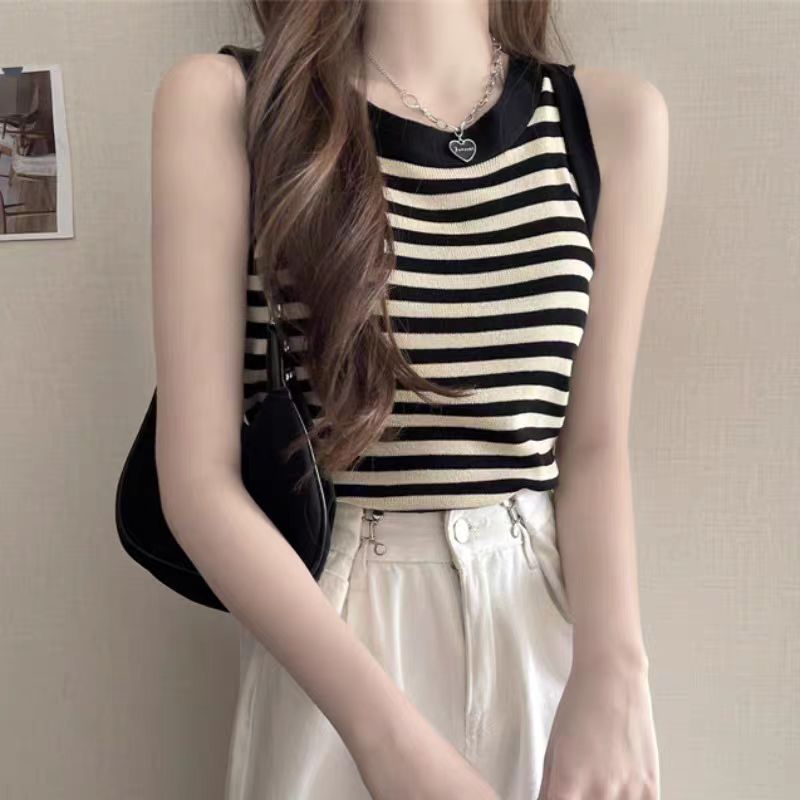 Ice striped knitted vest for women in summer 2024, slim and short style, sleeveless top for wearing inside, spicy camisole for wearing outside