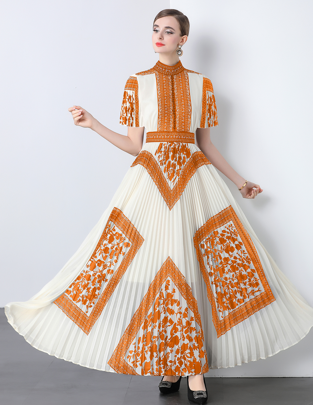 Factory direct sales of Miyake pleated printed dresses Factory direct sales of Miyake pleated printed dresses