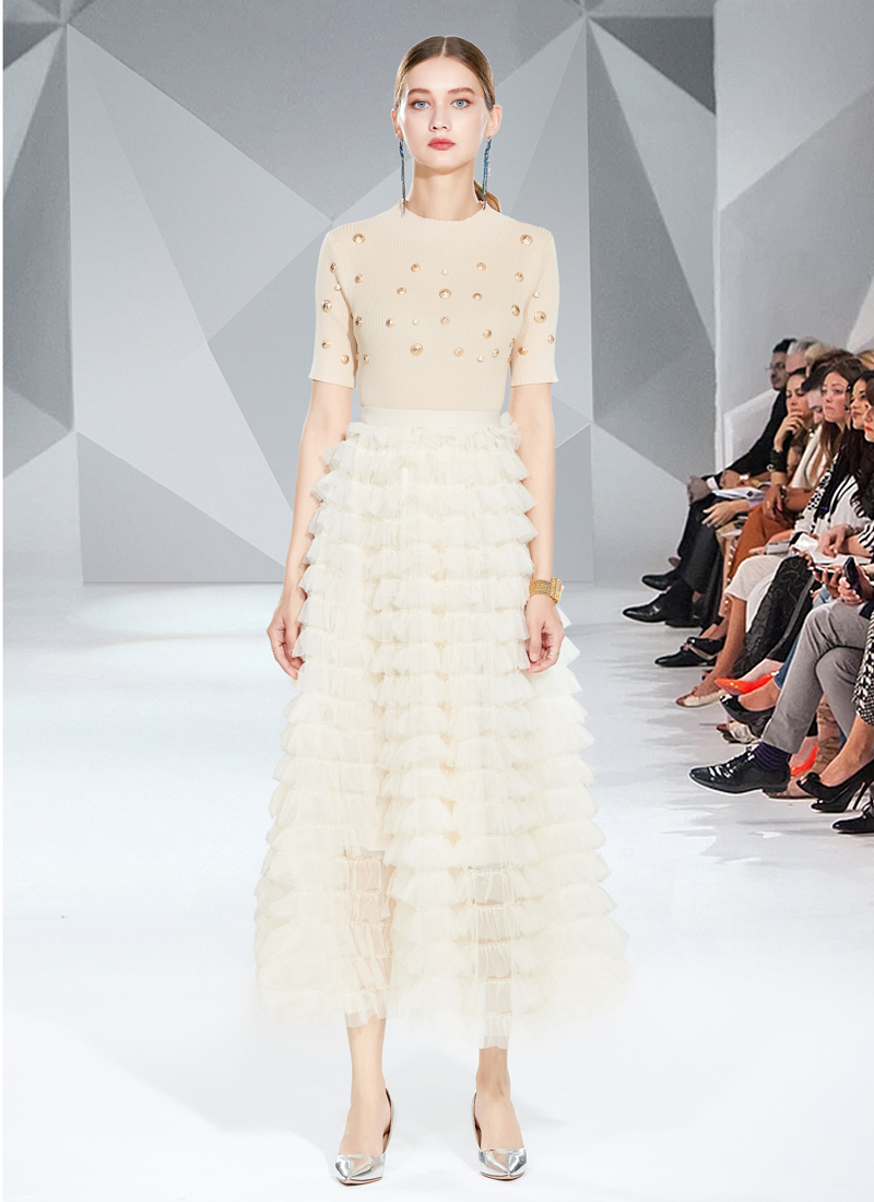 Real time shooting of heavy industry nail bead sweater+socialite French retro cake skirt Real time shooting of heavy industry nail bead sweater+socialite French retro cake skirt