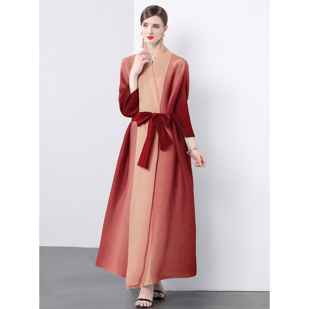 Miyake Fold Original Quality Early Autumn Fold Loose Large Gradient Dyeing Printed Coat Miyake Fold Original Quality Early Autumn Fold Loose Large Gradient Dyeing Printed Coat