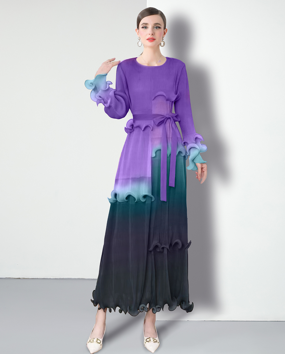 Factory direct sales of Miyake pleated dyed patchwork dresses Factory direct sales of Miyake pleated dyed patchwork dresses