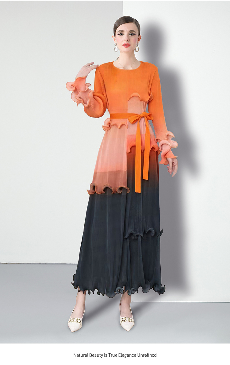 Factory direct sales of Miyake pleated dyed patchwork dresses Factory direct sales of Miyake pleated dyed patchwork dresses