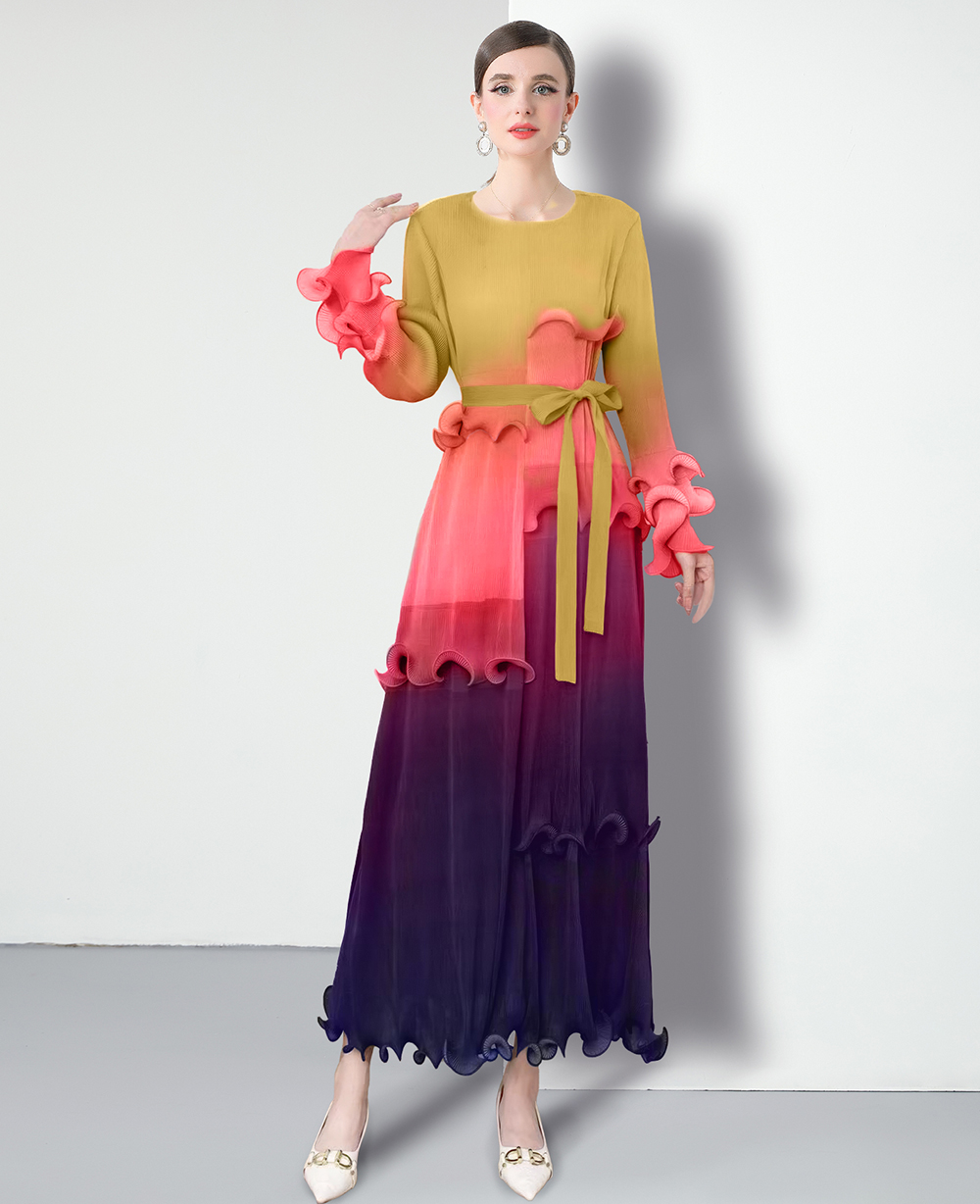 Factory direct sales of Miyake pleated dyed patchwork dresses Factory direct sales of Miyake pleated dyed patchwork dresses