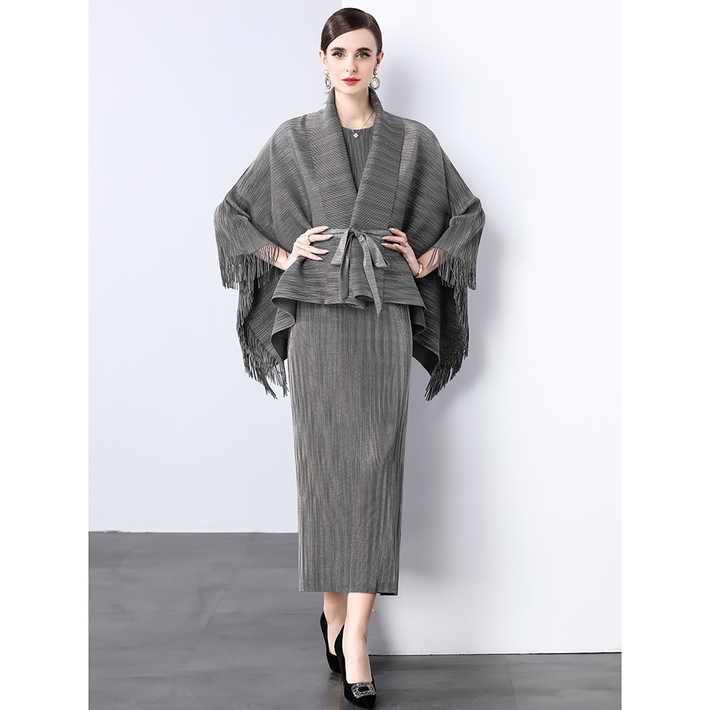 Factory direct sales of Miyake wrinkled bat sleeve lace up jacket pleated vest skirt