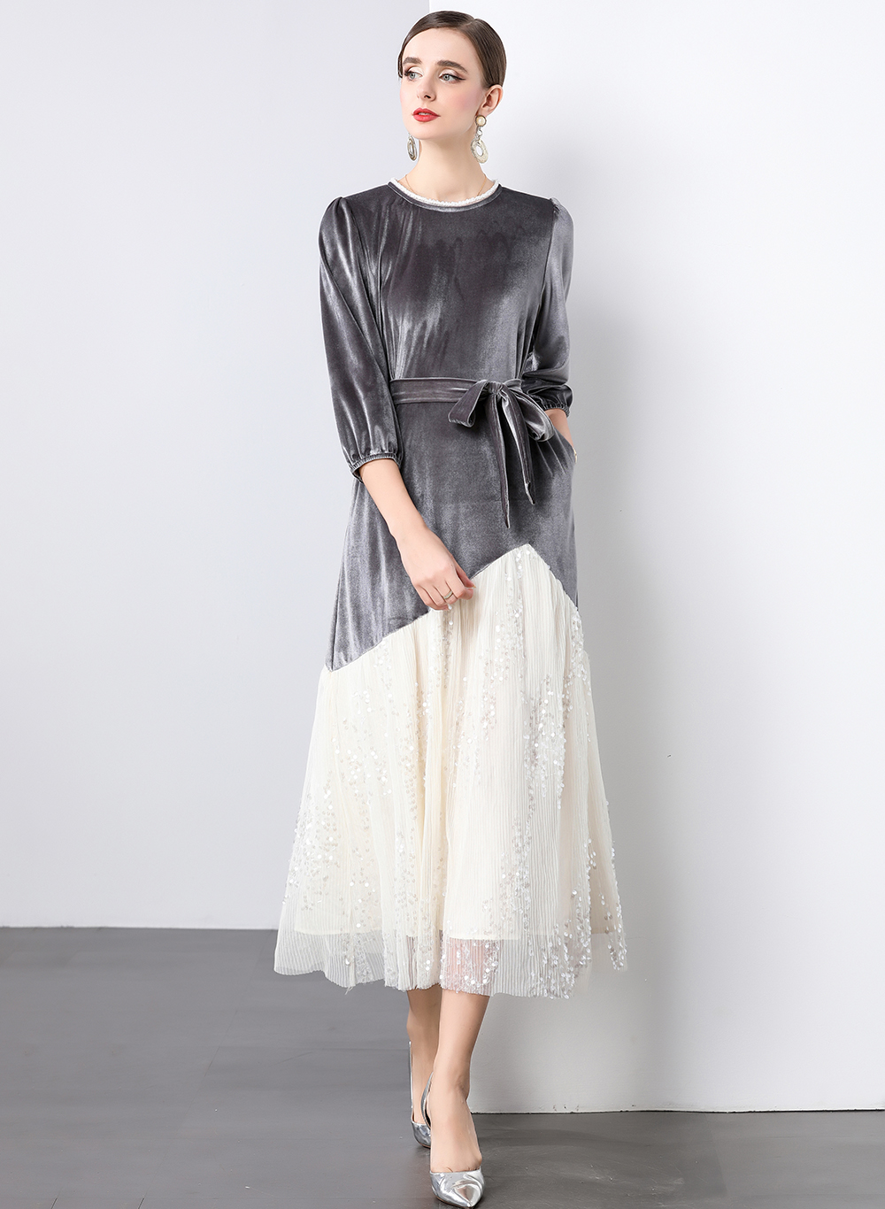 Real shot French socialite temperament lace sequin patchwork gold velvet dress Real shot French socialite temperament lace sequin patchwork gold velvet dress