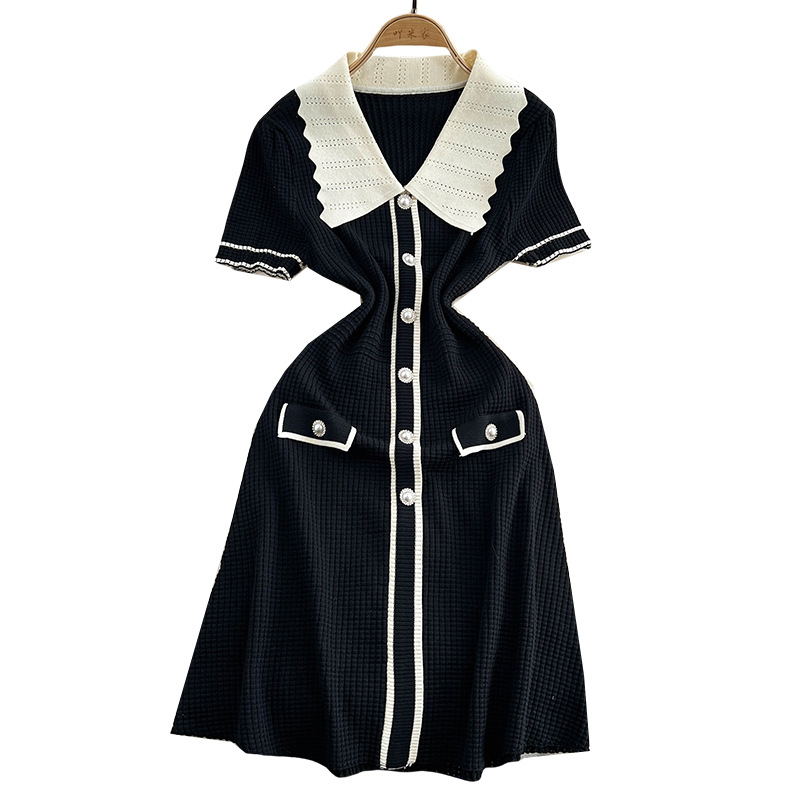 Temperament contrasting doll neck short sleeved knitted dress for women with a niche design sense, single breasted slim fit and slimming mid length skirt Temperament contrasting doll neck short sleeved knitted dress for women with a niche design sense, single breasted slim fit and slimming mid length skirt