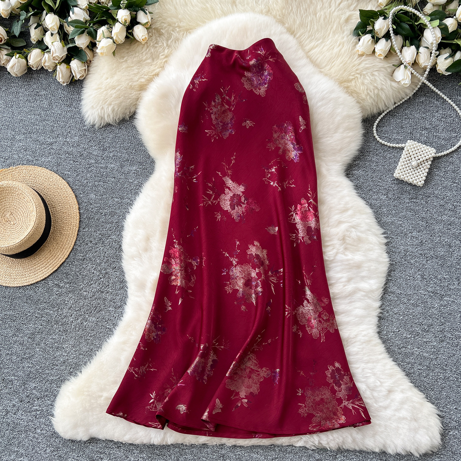 Light mature style, high-end feeling, hot stamping, printed fish tail skirt, women's 2025 summer high waist slimming satin bread buttocks mid length skirt Light mature style, high-end feeling, hot stamping, printed fish tail skirt, women's 2025 summer high waist slimming satin bread buttocks mid length skirt