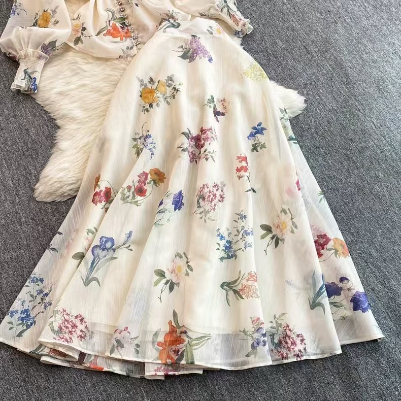 Early spring new high-end retro printed gentle style lantern sleeve shirt chiffon printed mid length skirt two-piece set Early spring new high-end retro printed gentle style lantern sleeve shirt chiffon printed mid length skirt two-piece set