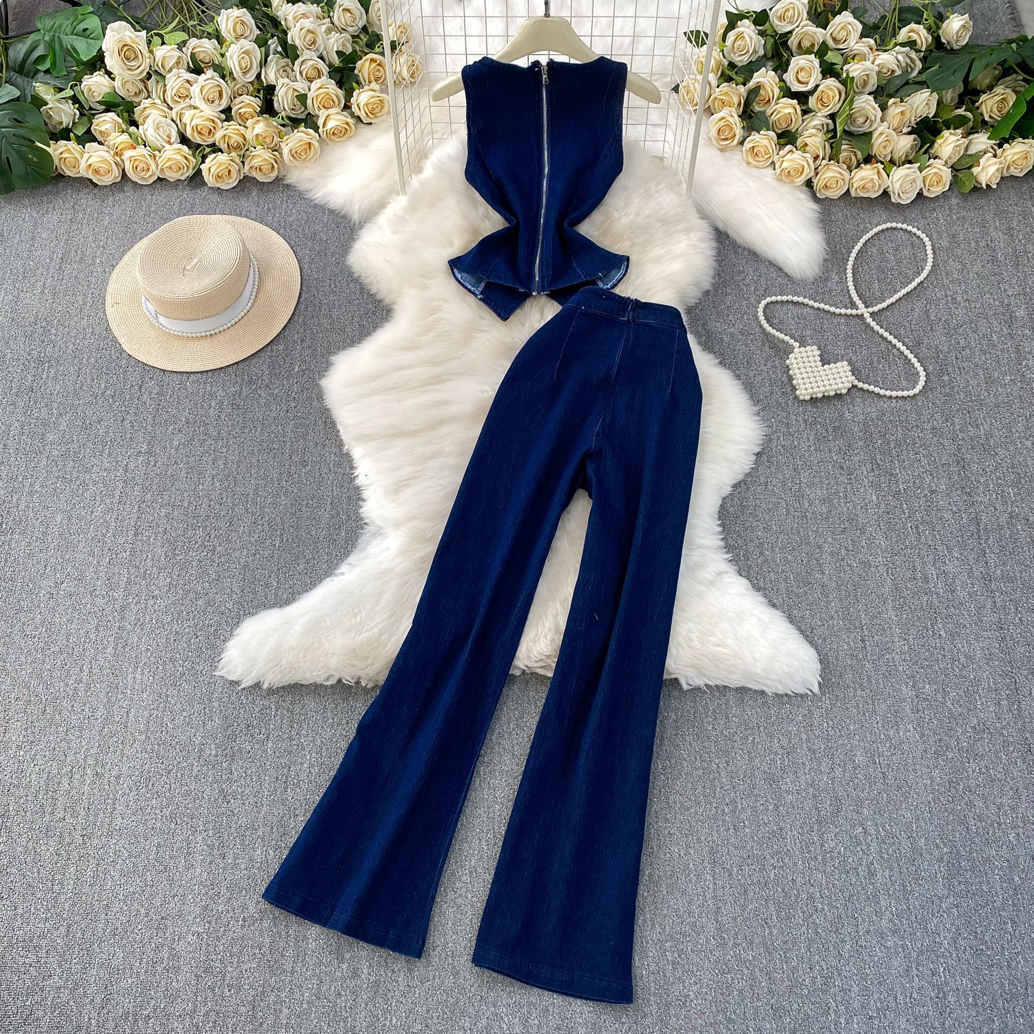 Fashionable outfit with stylish design, metal buckle round neck sleeveless denim vest+high waisted wide leg pants set Fashionable outfit with stylish design, metal buckle round neck sleeveless denim vest+high waisted wide leg pants set