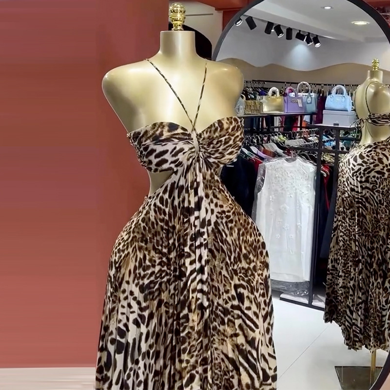 European and American women's clothing 2025 spring new sweet and fresh suspender strapless strapless lace up pleated oversized swing dress European and American women's clothing 2025 spring new sweet and fresh suspender strapless strapless lace up pleated oversized swing dress