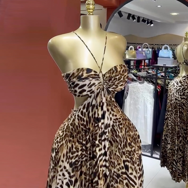 European and American women's clothing 2025 spring new sweet and fresh suspender strapless strapless lace up pleated oversized swing dress European and American women's clothing 2025 spring new sweet and fresh suspender strapless strapless lace up pleated oversized swing dress