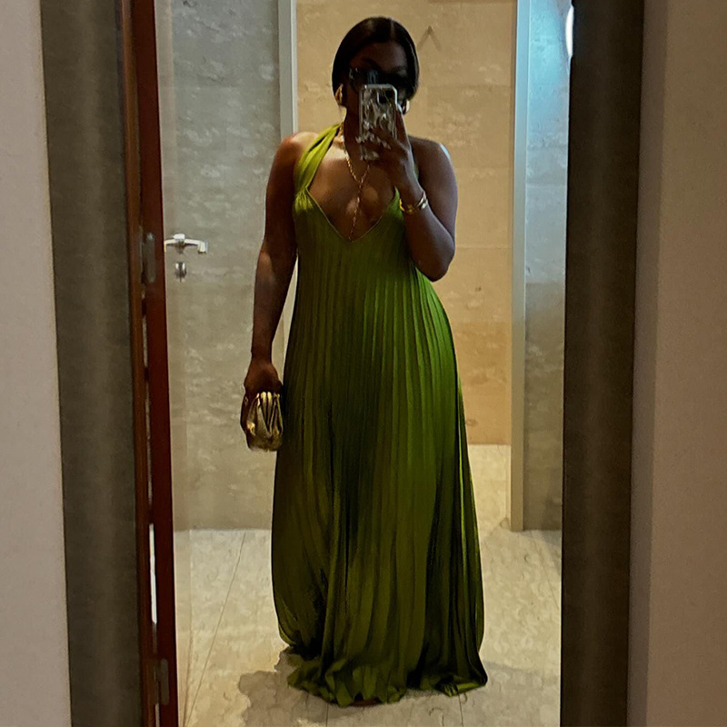 European and American women's clothing 2024 autumn new sweet and fresh hanging neck V-neck exposed back pressure pleated oversized swing dress European and American women's clothing 2024 autumn new sweet and fresh hanging neck V-neck exposed back pressure pleated oversized swing dress